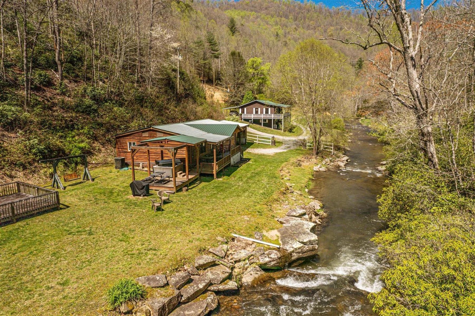 Waterfall Hideaway Vila Bryson City Exterior foto