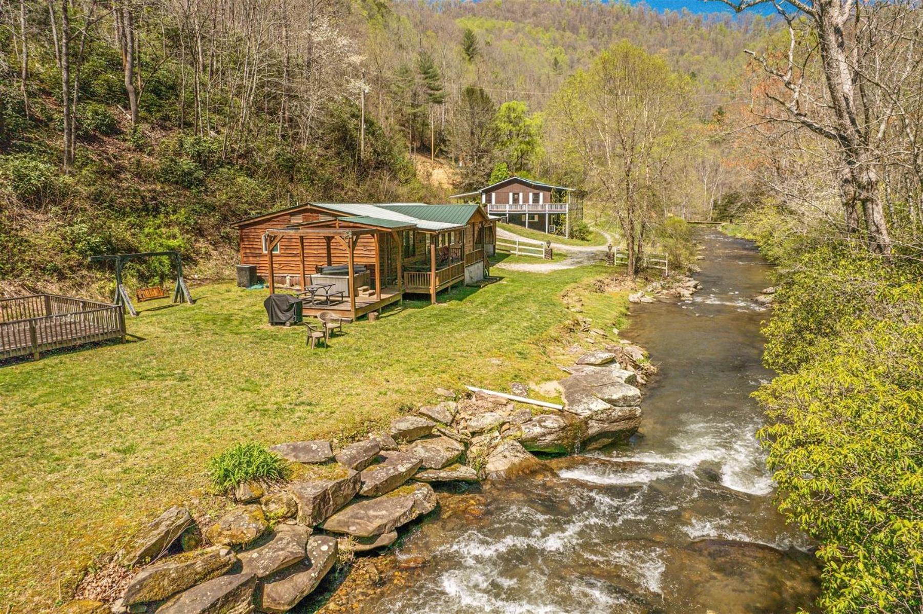 Waterfall Hideaway Vila Bryson City Exterior foto