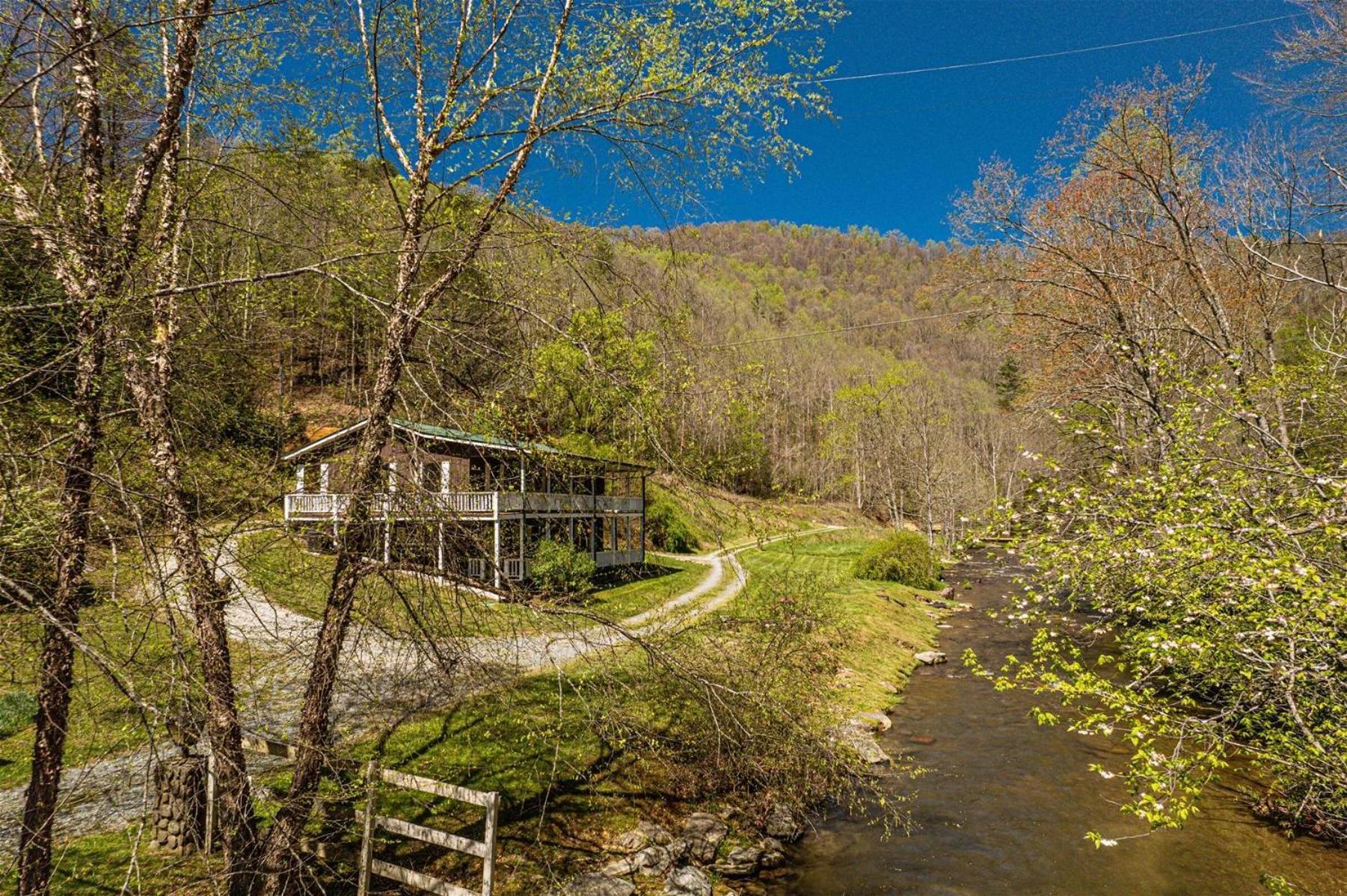 Waterfall Hideaway Vila Bryson City Exterior foto