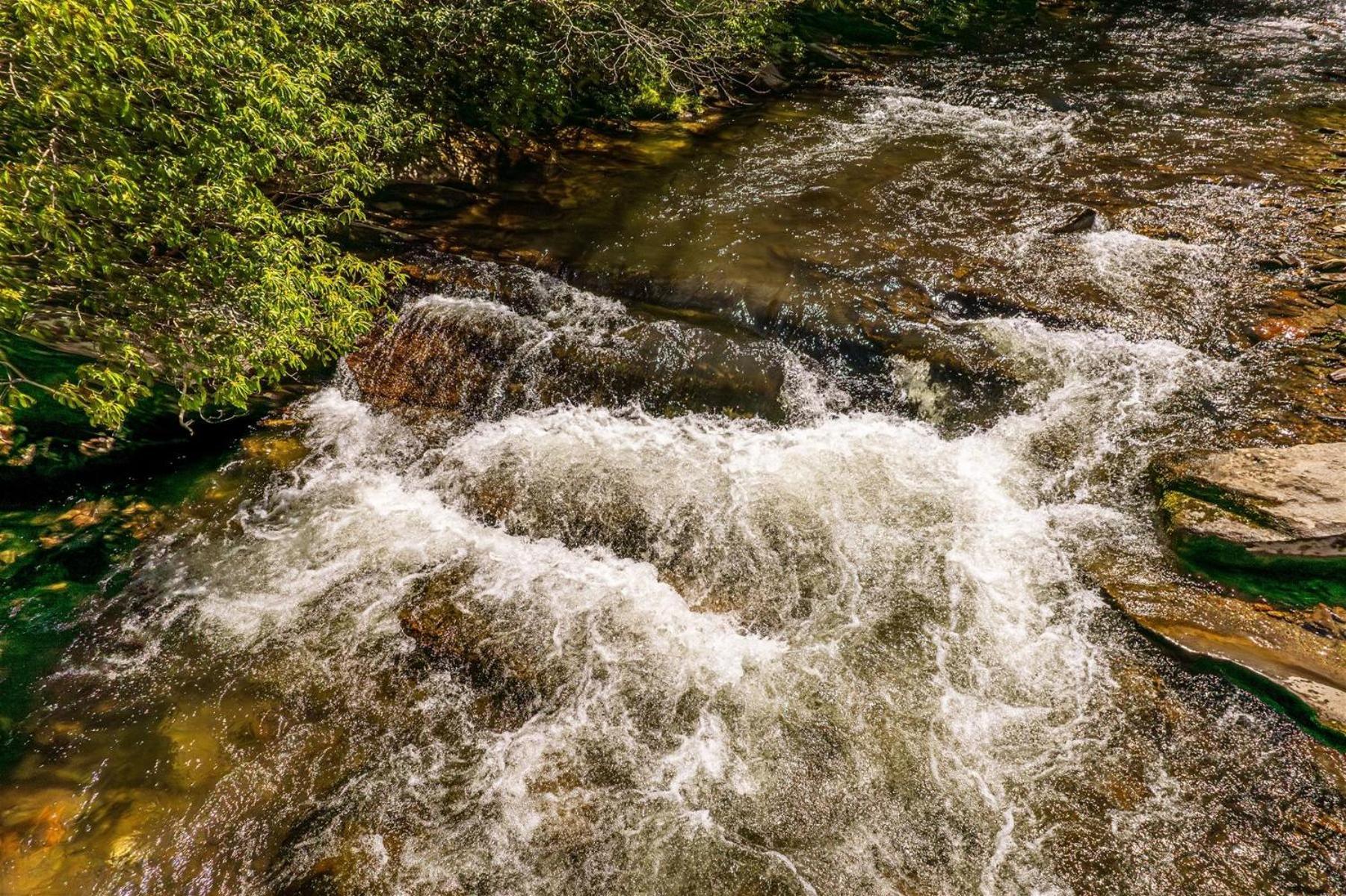 Waterfall Hideaway Vila Bryson City Exterior foto